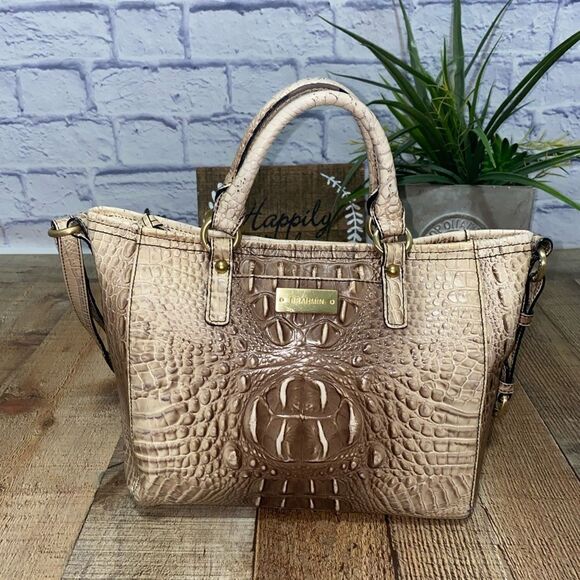 Brahmin
Eclipse Mini Arno Satchel/ Shoulder/ Leather Cross Body Bag - Picture 4 of 12